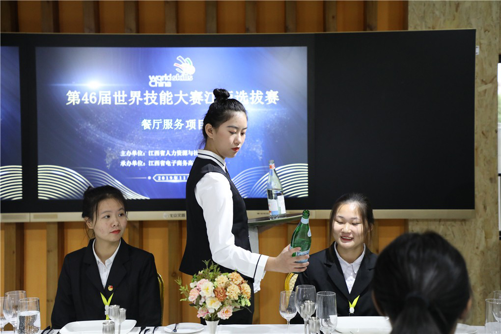 20191126157475128715401731.jpg 20191126157473480530300415.jpg