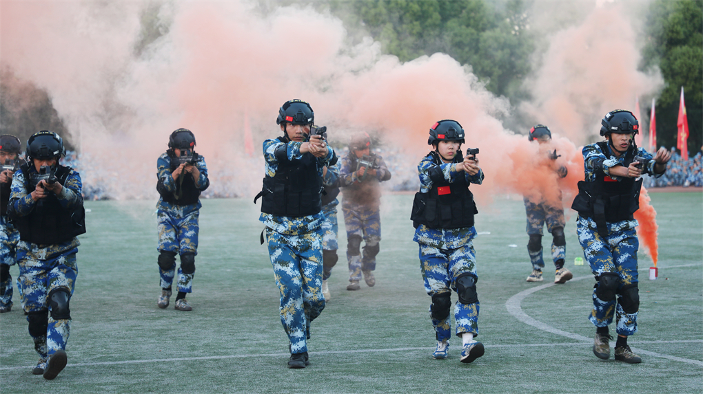 20221103166745102761203771.jpg 1D9A5125.jpg