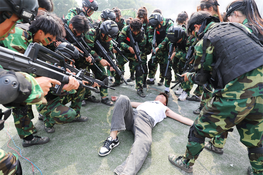 20231030169863326500609676.jpg 1D9A9269.jpg