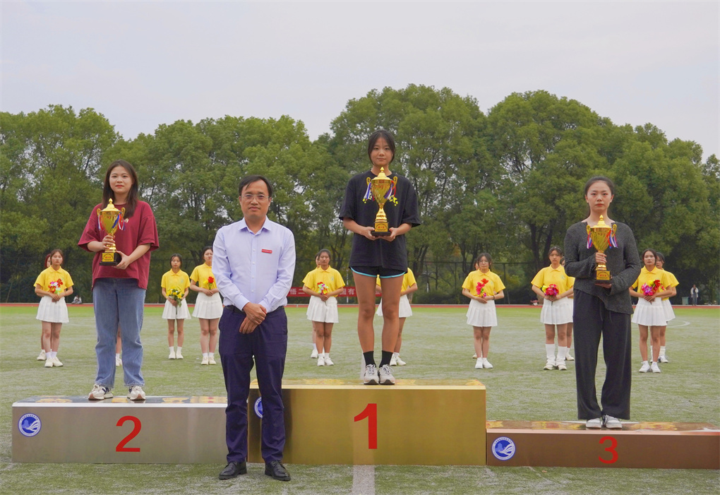 20231106169923367150503582.jpg 学生普通组女子团体总分前三_副本.jpg